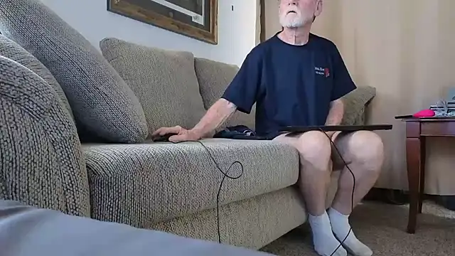 CDforU online show from July 27, 2026, 2:02 pm