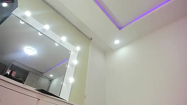 Snapshot of karlyn_angels chatting on January 11, 2026, 8:25 pm karlyn angels online show from January 11, 2026, 8:25 pm