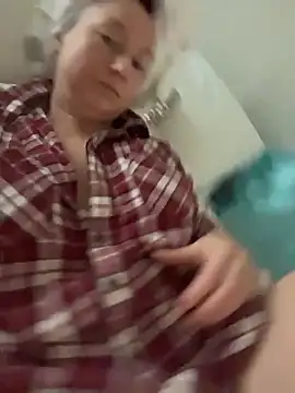 Snapshot of Vivian_MayXxX chatting on November 16, 2025, 6:02 pm Vivian MayXxX online show from November 16, 2025, 6:02 pm