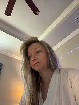 Snapshot of Vivian_MayXxX chatting on March 23, 2026, 6:56 pm Vivian MayXxX online show from March 23, 2026, 6:56 pm