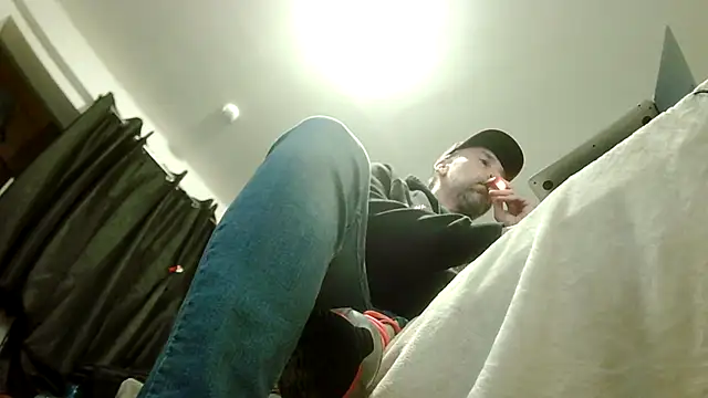 Snapshot of Wolfeman74 chatting on February 12, 2026, 2:39 am Wolfeman74 online show from February 12, 2026, 2:39 am