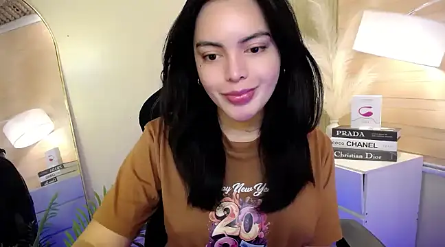 Snapshot of HotstuffCherrySummer chatting on January 2, 2025, 7:44 am HotstuffCherrySummer online show from January 2, 2025, 7:44 am