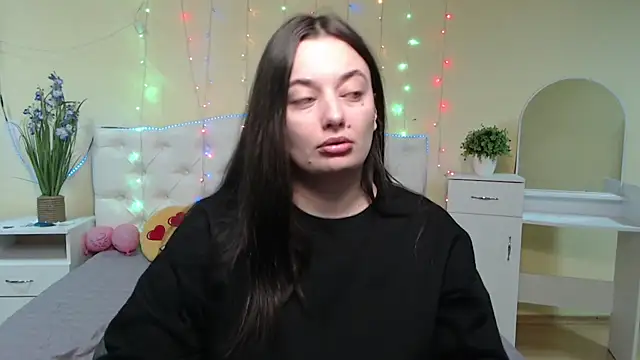 MilanaPrice online show from January 22, 2025, 6:31 pm