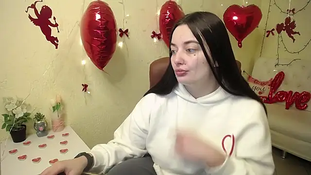 Snapshot of MilanaPrice chatting on February 1, 2026, 6:23 am MilanaPrice online show from February 1, 2026, 6:23 am