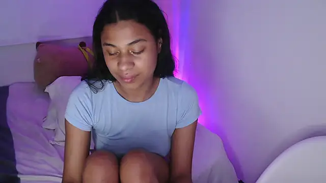 dark enchantress  online show from March 18, 2025, 3:09 am