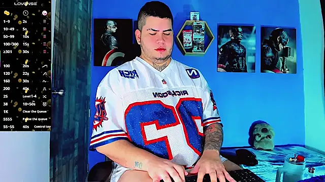 Snapshot of Thomas_chubbyxhot chatting on January 8, 2026, 3:42 am Thomas chubbyxhot online show from January 8, 2026, 3:42 am