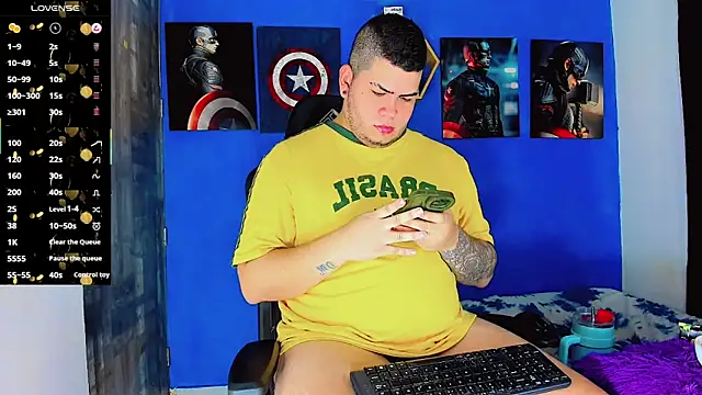 Snapshot of Thomas_chubbyxhot chatting on February 17, 2026, 7:09 pm Thomas chubbyxhot online show from February 17, 2026, 7:09 pm