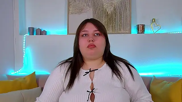 LillianKim online show from March 3, 2025, 6:44 pm