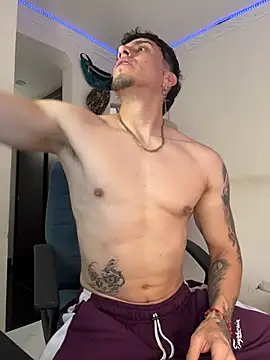 strongboy  online show from July 29, 2026, 5:11 pm