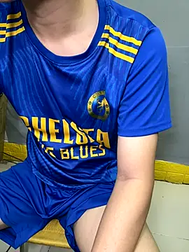 Snapshot of Enda_21 chatting on October 1, 2025, 7:03 am Enda 21 online show from October 1, 2025, 7:03 am