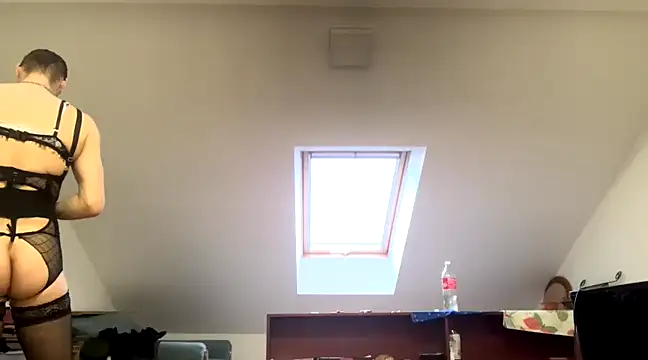 WildzMareNextLevel online show from January 4, 2025, 6:52 am