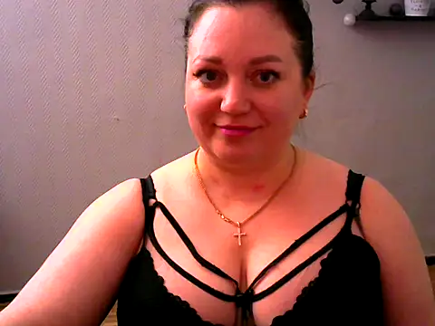 AmanaGi online show from February 18, 2025, 4:48 pm