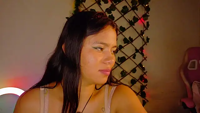 Snapshot of -Camila_ chatting on March 8, 2026, 4:11 pm -Camila online show from March 8, 2026, 4:11 pm