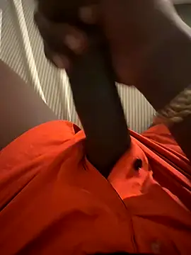 Snapshot of little0245 chatting on September 21, 2025, 7:43 am little0245 online show from September 21, 2025, 7:43 am