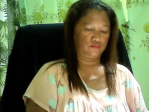 Snapshot of hott_scarlett chatting on February 25, 2026, 12:37 pm hott scarlett online show from February 25, 2026, 12:37 pm