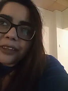 AriaRussell online show from May 16, 2026, 10:47 am