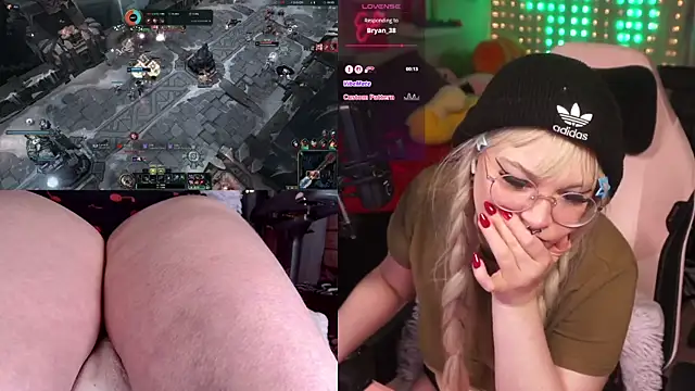 Snapshot of evamila chatting on March 2, 2025, 8:38 am evamila online show from March 2, 2025, 8:38 am