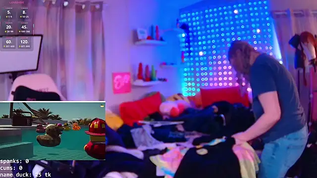 Snapshot of evamila chatting on March 15, 2025, 5:26 pm evamila online show from March 15, 2025, 5:26 pm