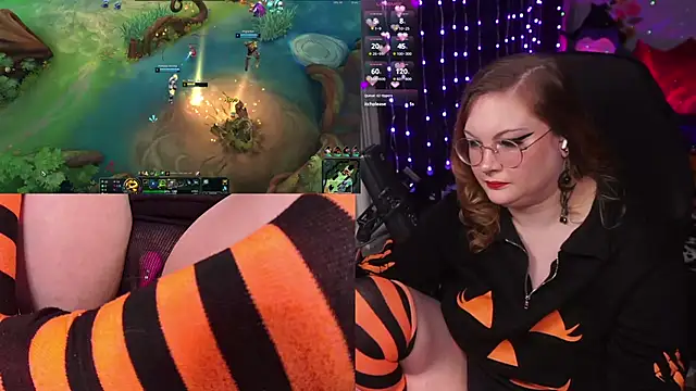 Snapshot of evamila chatting on November 5, 2025, 12:10 am evamila online show from November 5, 2025, 12:10 am