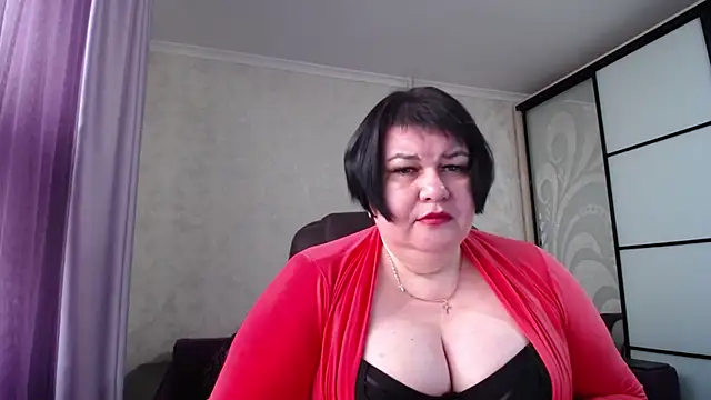 JuicyLady Di online show from October 28, 2025, 5:22 am