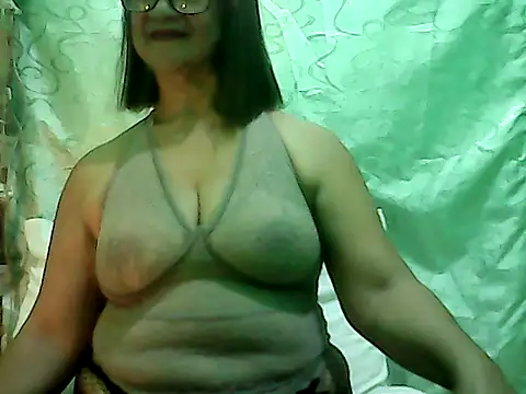 Snapshot of ScorpionLove12 chatting on February 6, 2026, 2:20 pm ScorpionLove12 online show from February 6, 2026, 2:20 pm