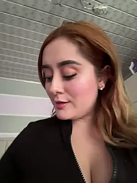 Snapshot of Sam_Thompsoon_ chatting on December 14, 2024, 3:58 pm Sam Thompsoon online show from December 14, 2024, 3:58 pm