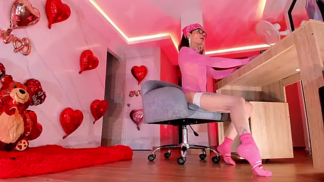 ArchieCollins online show from February 16, 2025, 12:52 am