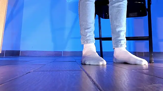 ArchieCollins online show from March 1, 2025, 10:42 pm