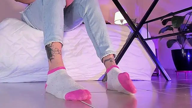 ArchieCollins online show from September 14, 2025, 7:07 am