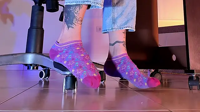 ArchieCollins online show from October 11, 2025, 9:46 pm