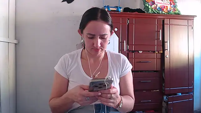 Snapshot of DeepAnal07 chatting on October 24, 2025, 9:22 pm DeepAnal07 online show from October 24, 2025, 9:22 pm