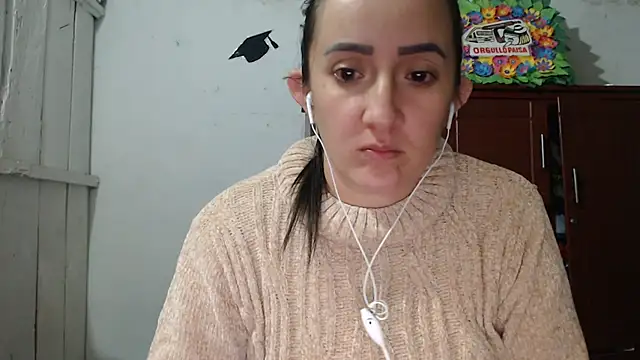 Snapshot of DeepAnal07 chatting on November 18, 2025, 4:06 am DeepAnal07 online show from November 18, 2025, 4:06 am