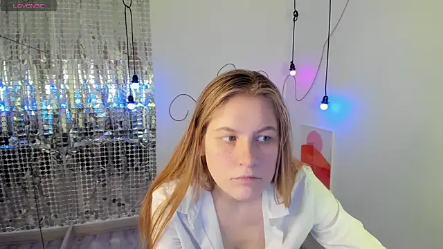 JadeSoft online show from December 22, 2024, 1:33 pm