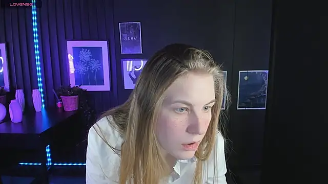 JadeSoft online show from February 22, 2025, 2:19 pm