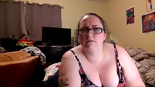 Snapshot of newfieocean chatting on December 21, 2025, 8:43 am newfieocean online show from December 21, 2025, 8:43 am