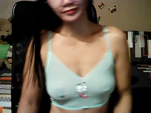 Mia Rein online show from March 12, 2026, 11:27 am
