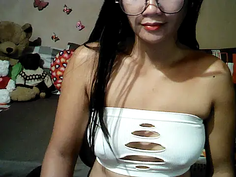 Mia Rein online show from July 10, 2026, 1:25 pm