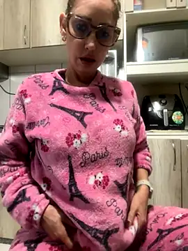 RAIRAsexy online show from October 24, 2025, 8:55 am