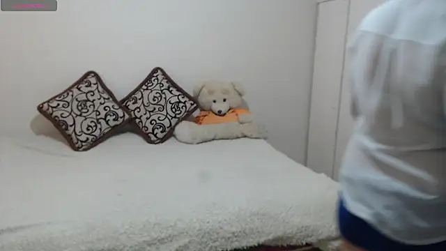 Snapshot of MargotLot chatting on February 7, 2026, 6:06 am MargotLot online show from February 7, 2026, 6:06 am