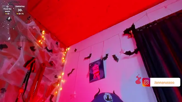 Snapshot of EmmaRusso chatting on January 10, 2026, 11:09 pm EmmaRusso online show from January 10, 2026, 11:09 pm