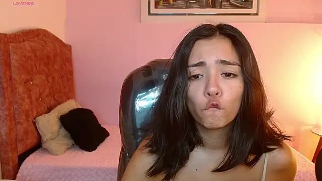 Snapshot of Ivy_Gail chatting on January 26, 2025, 2:56 am Ivy Gail online show from January 26, 2025, 2:56 am