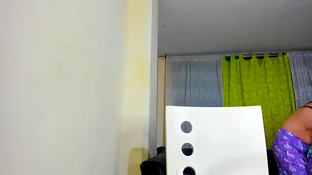 Snapshot of horny__molly_ chatting on January 18, 2025, 2:14 am horny molly online show from January 18, 2025, 2:14 am