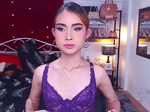 MeatyhorsecockMistress online show from January 18, 2026, 9:02 am