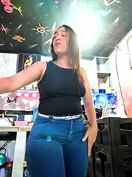 Snapshot of Nanybaker95 chatting on December 4, 2025, 1:15 am Nanybaker95 online show from December 4, 2025, 1:15 am