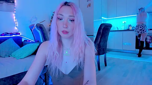 AlexRoseLiRed online show from December 20, 2024, 7:50 pm