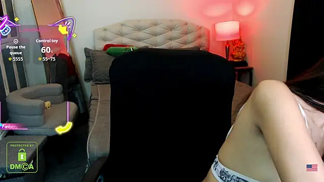 BunnieAngel online show from July 14, 2026, 9:31 pm