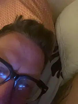 Snapshot of Tomas_Zaddy chatting on December 3, 2025, 7:16 am Tomas Zaddy online show from December 3, 2025, 7:16 am