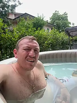 danicohoney online show from June 24, 2026, 1:32 pm