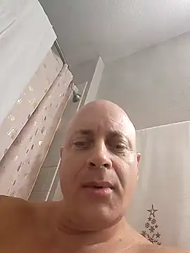 Snapshot of DigiSpankz chatting on October 14, 2025, 1:23 pm DigiSpankz online show from October 14, 2025, 1:23 pm