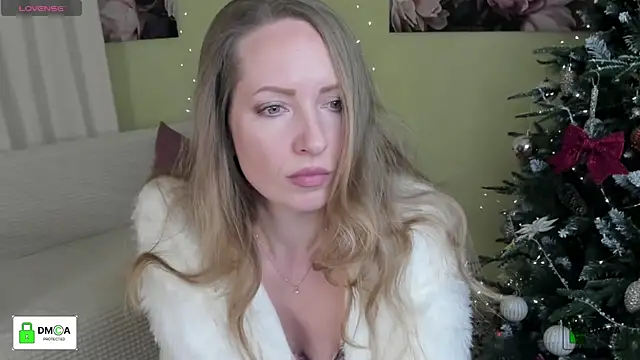 Snapshot of Queenymel chatting on January 11, 2026, 4:01 pm Queenymel online show from January 11, 2026, 4:01 pm